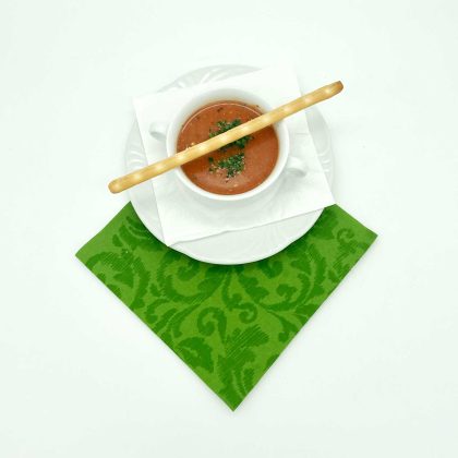 Gazpacho--gekühlte-Gemüsesuppe